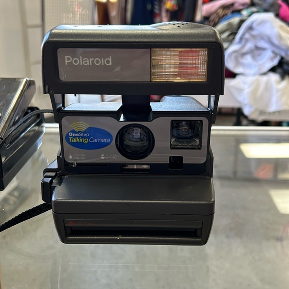 SOLD AT MY STORE Polaroid One Step Talking Camera - Picture 1 of 6